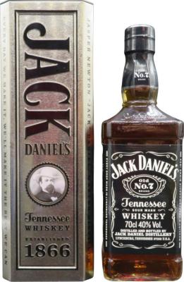 Jack Daniel's Old No7 Brown-Forman beverages. europe Ltd. 20139 Hamburg 40% 700ml