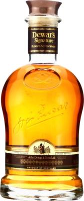 Dewar's Signature Blended Scotch Whisky 40% 700ml